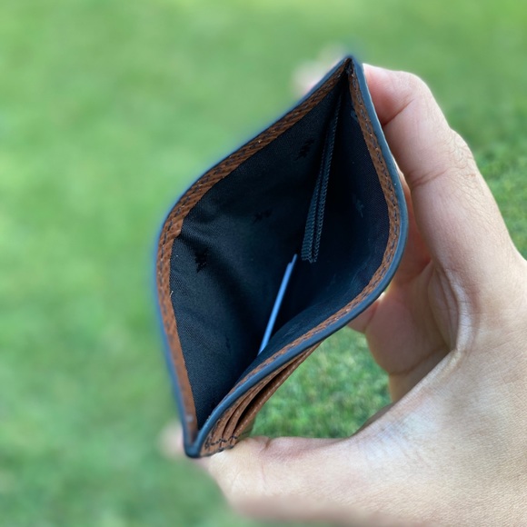 Michael Kors Men Card Case - Picture 3 of 4